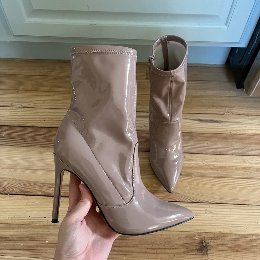Nine West Pointed Toe Stiletto Heel Ankle Boots Taupe Patent Leather‎ Dressy